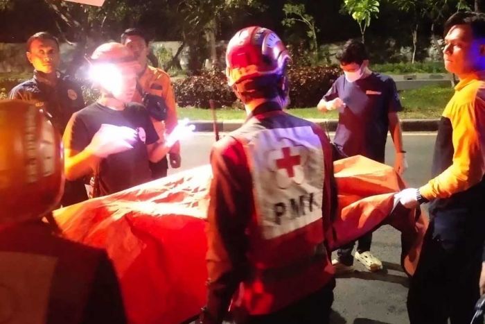 Diduga Kecelakaan Tunggal, Lansia Ditemukan Meninggal Dunia di MERR Kalijudan Surabaya Diduga Kecelakaan Tunggal, Lansia Ditemukan Meninggal Dunia di MERR Kalijudan Surabaya
