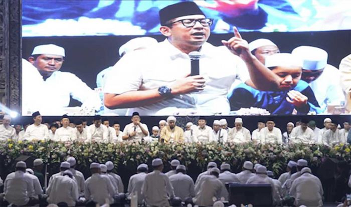 Bersama Habib Syech, Pemkot Mojokerto Gemakan Selawat dan Kampanye Gempur Rokok Ilegal Bersama Habib Syech, Pemkot Mojokerto Gemakan Selawat dan Kampanye Gempur Rokok Ilegal