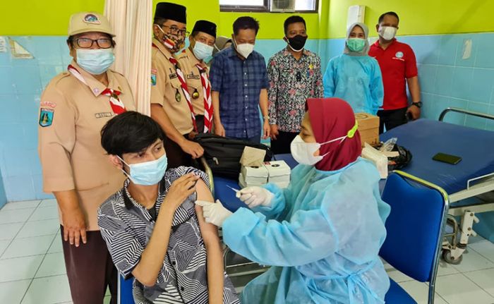 Persiapan PTM, Ratusan Anggota Pramuka Kota Mojokerto Divaksin Persiapan PTM, Ratusan Anggota Pramuka Kota Mojokerto Divaksin