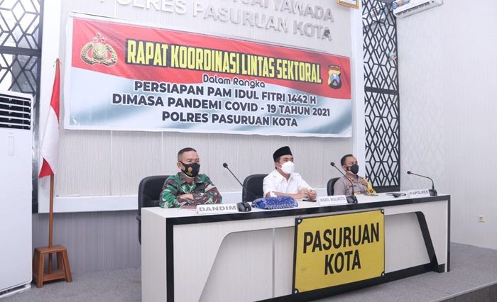 Antisipasi Lonjakan Pemudik, Kapolri Ajak Semua Pihak Patroli Hingga ke Jalan Tikus Antisipasi Lonjakan Pemudik, Kapolri Ajak Semua Pihak Patroli Hingga ke Jalan Tikus