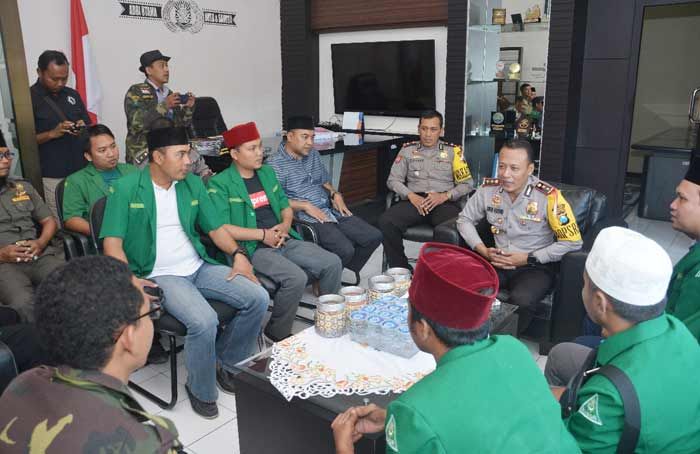 Ansor Situbondo Datangi Mapolres Sampaikan Bela Sungkawa Insiden Mako Brimob Ansor Situbondo Datangi Mapolres Sampaikan Bela Sungkawa Insiden Mako Brimob