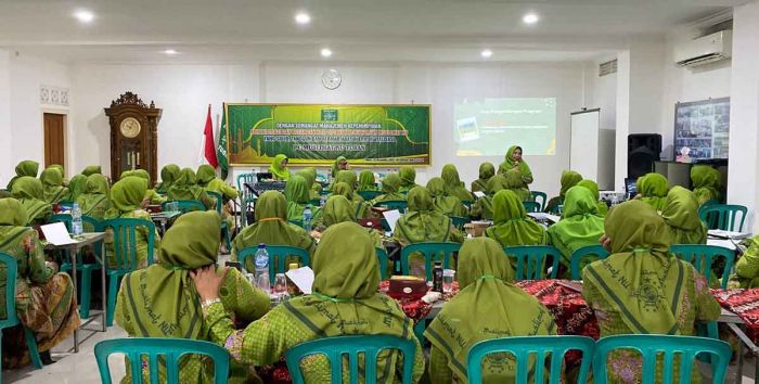Perkuat Kemandirian Organisasi di Era Digital, PC Muslimat NU Tuban Latih 60 Kader