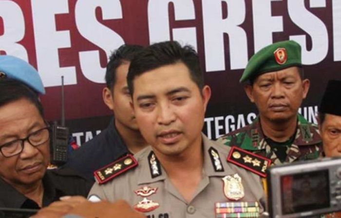 Polres Gresik Bekuk Tiga Pengedar Narkoba Polres Gresik Bekuk Tiga Pengedar Narkoba