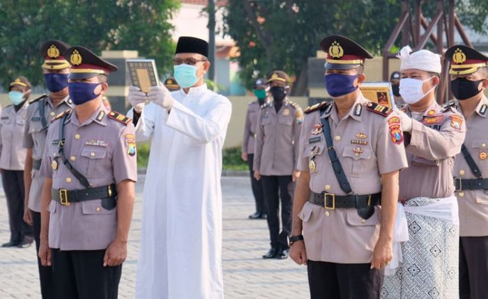 Kapolresta Sidoarjo Pimpin Sertijab Kapolsek Sidoarjo Kota dan Buduran