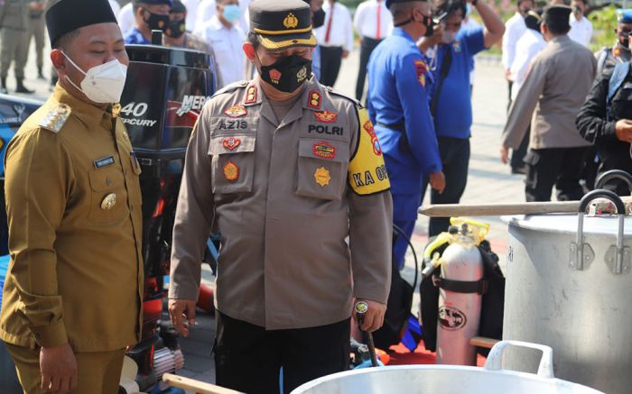 Polres Gresik Gelar Apel Pencegahan dan Kesiapsiagaan Bencana Polres Gresik Gelar Apel Pencegahan dan Kesiapsiagaan Bencana