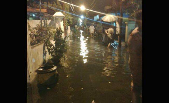 Langganan Banjir, Kedung Tarukan jadi Sungai Langganan Banjir, Kedung Tarukan jadi Sungai