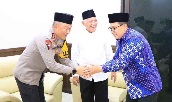 Sukseskan Pilkada 2024, Pj Gubernur Jatim Ajak Ulama dan Forkopimda Jaga Sinergitas Sukseskan Pilkada 2024, Pj Gubernur Jatim Ajak Ulama dan Forkopimda Jaga Sinergitas