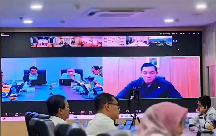 Pimpin Rapim di Kota Bekasi, Menteri AHY Pastikan Seluruh Jajaran Tuntaskan Target-target Program Pimpin Rapim di Kota Bekasi, Menteri AHY Pastikan Seluruh Jajaran Tuntaskan Target-target Program