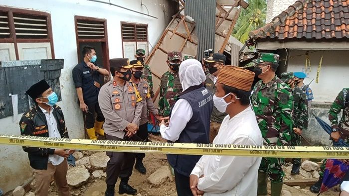 ​Tinjau PP An-Nidhomiyah di Pamekasan, Gubernur Khofifah Minta Hak Korban Segera Diberikan