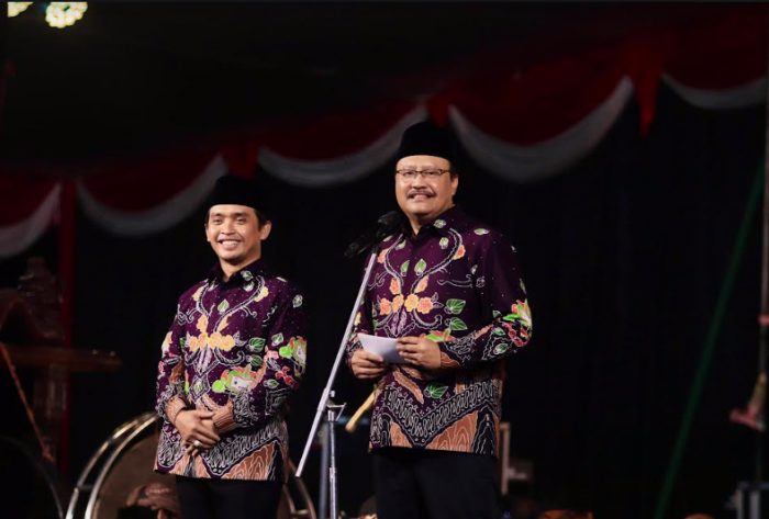 Malam Perayaan Hari Jadi Kota Pasuruan ke-338, Gus Ipul Ajak Masyarakat Gandeng Tangan demi Kemajuan Malam Perayaan Hari Jadi Kota Pasuruan ke-338, Gus Ipul Ajak Masyarakat Gandeng Tangan demi Kemajuan