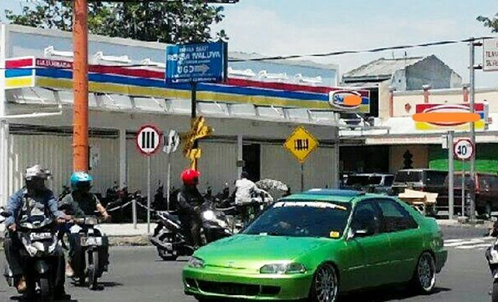 Ancam Toko-toko Kecil, Dewan Kota Mojokerto Tolak Pendirian Toko Moderen Lagi Ancam Toko-toko Kecil, Dewan Kota Mojokerto Tolak Pendirian Toko Moderen Lagi