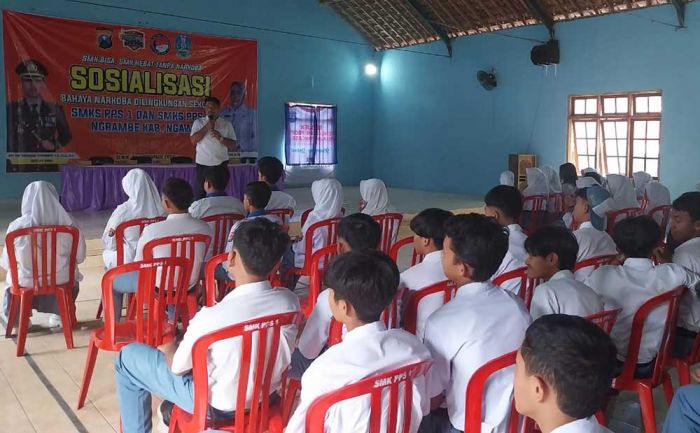 Satresnarkoba Polres Ngawi Ajak Pelajar Perangi Narkoba Satresnarkoba Polres Ngawi Ajak Pelajar Perangi Narkoba