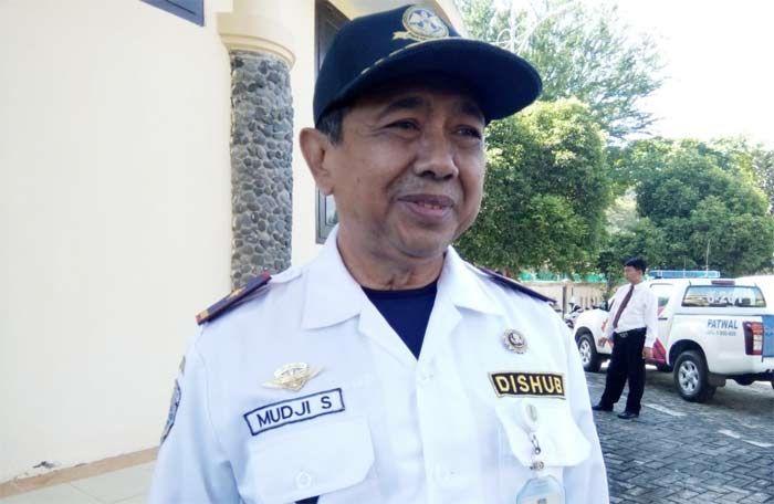 Sudah Berlangganan, Dishub Tuban: Laporkan Jika Masih Ada Jukir Tarik Parkir Sudah Berlangganan, Dishub Tuban: Laporkan Jika Masih Ada Jukir Tarik Parkir