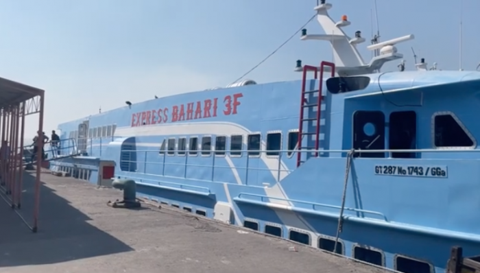 Pascagempa, Pengusaha Kapal Bawean-Gresik Diminta Turunkan Tarif Penyeberangan