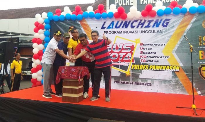 Polres Pamekasan Launching Program Inovasi Pelayanan Publik Polres Pamekasan Launching Program Inovasi Pelayanan Publik