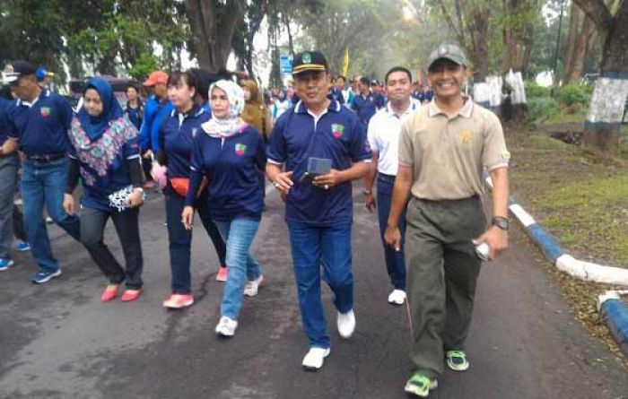 Jalan Santai Peringatan HUT TNI AU di Magetan