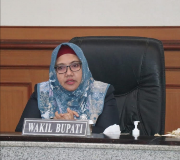 Tinggal Bu Min Petahana yang Belum Daftar Bacakada Gresik 2024 Tinggal Bu Min Petahana yang Belum Daftar Bacakada Gresik 2024