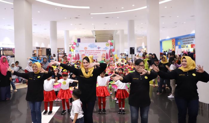 Masyarakatkan Olahraga, Perwosi Jatim Gelar Lomba Senam Irama Gembira Anak Masyarakatkan Olahraga, Perwosi Jatim Gelar Lomba Senam Irama Gembira Anak