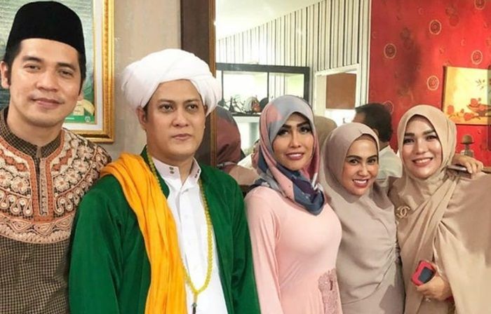 Berkah Ilmu Laduni, Gus Anom Bisa Ciptakan Lagu dalam Waktu Singkat Berkah Ilmu Laduni, Gus Anom Bisa Ciptakan Lagu dalam Waktu Singkat
