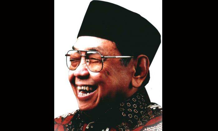 Gus Dur Makin Harum, AM Fatwa: Perlu Gelar Pahlawan, Amien: Contoh Nyata Pemersatu Umat Gus Dur Makin Harum, AM Fatwa: Perlu Gelar Pahlawan, Amien: Contoh Nyata Pemersatu Umat