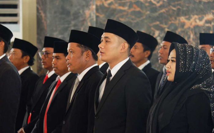 KPU Bangkalan Lantik 90 Anggota PPK KPU Bangkalan Lantik 90 Anggota PPK