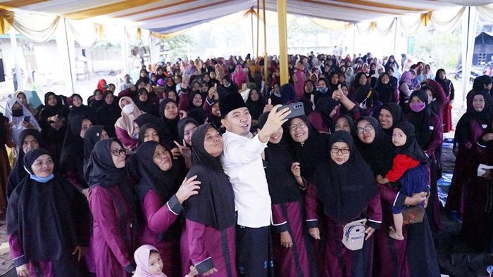 Disambati Emak-Emak BBM Naik, Gus Fawait Perjuangkan Program Pro Rakyat di P-APBD 2022