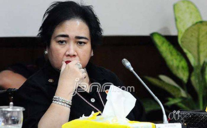 Adik Megawati Soekarnoputri Desak Jokowi Pecat BG dari Kepolisian Adik Megawati Soekarnoputri Desak Jokowi Pecat BG dari Kepolisian