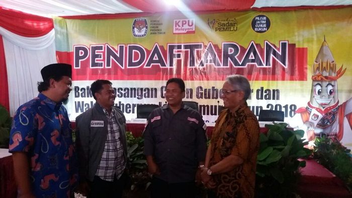 Kapolda Jatim Cek Persiapan Pengamanan Pendaftaran Pilgub Jatim di KPU Kapolda Jatim Cek Persiapan Pengamanan Pendaftaran Pilgub Jatim di KPU