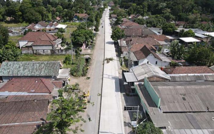 Jadi Program Prioritas Bupati Kediri, DPUPR Terus Lakukan Pembangunan Infrastruktur Jalan Jadi Program Prioritas Bupati Kediri, DPUPR Terus Lakukan Pembangunan Infrastruktur Jalan