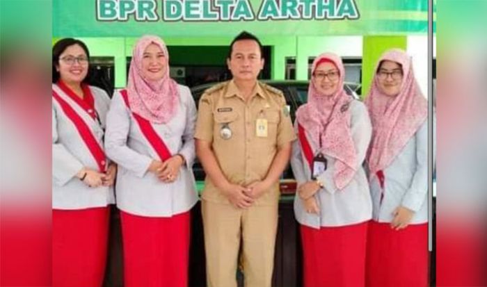 Camat Porong Ditangkap Polisi, Diduga Selewengkan Honor Modin Camat Porong Ditangkap Polisi, Diduga Selewengkan Honor Modin