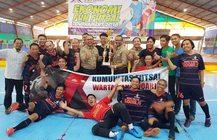 Tim Futsal Wartawan Sidoarjo Juara Turnamen Piala BSI 2018