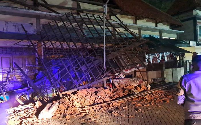 Pasca Runtuhnya Bangunan Pasar Sore Tuban, Begini Kondisi Pedagang Pasca Runtuhnya Bangunan Pasar Sore Tuban, Begini Kondisi Pedagang