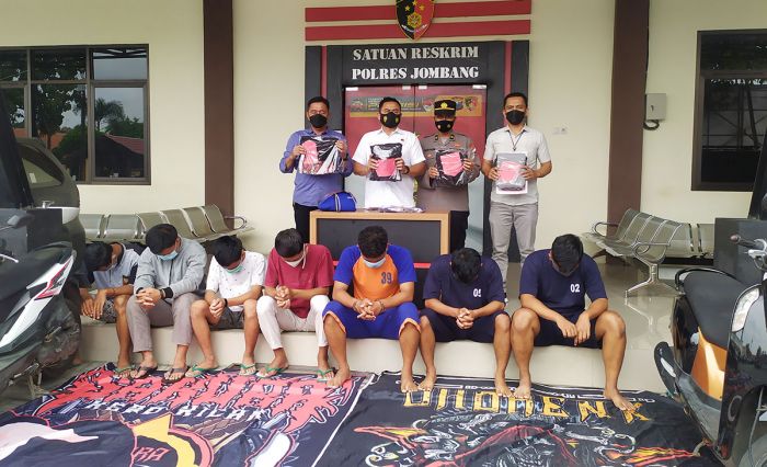 Keroyok 5 Remaja, 7 Orang Pesilat di Jombang Diamankan Polisi Keroyok 5 Remaja, 7 Orang Pesilat di Jombang Diamankan Polisi
