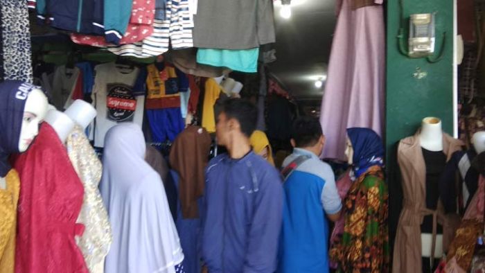 Pertengahan Ramadan, Pengunjung Pasar Baru Lamongan Meningkat Pertengahan Ramadan, Pengunjung Pasar Baru Lamongan Meningkat