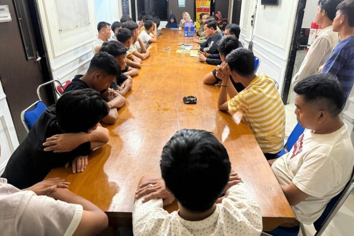 Puluhan Peminta Sumbangan di Ponorogo Ditangkap, Uang Dipakai Judi dan Ngamar