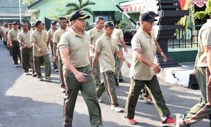 Jalan Sehat, Dandim Madiun: Selain Berguna untuk Kesehatan, juga Pupuk Rasa Kebersamaan Anggota