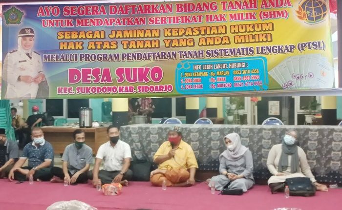 Tasyakuran dan Tumpengan Awali Rakor Panitia PTSL Desa Suko Sidoarjo Tasyakuran dan Tumpengan Awali Rakor Panitia PTSL Desa Suko Sidoarjo