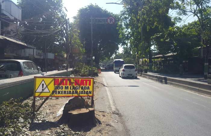 Pemkab Pasuruan Kucurkan Rp 1,5 Miliar untuk Percantik Trotoar Bangil Pemkab Pasuruan Kucurkan Rp 1,5 Miliar untuk Percantik Trotoar Bangil