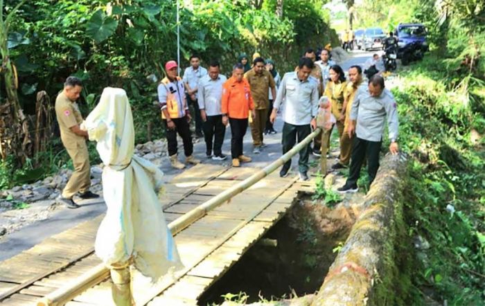 BPBD Jatim Tinjau Progres Perbaikan Infrastruktur di Kabupaten Magetan dan Madiun BPBD Jatim Tinjau Progres Perbaikan Infrastruktur di Kabupaten Magetan dan Madiun