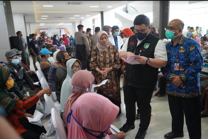 3 Tahun Jabat Bupati, Mas Dhito Terus Upayakan Peningkatan Layanan Kesehatan di Kabupaten Kediri 3 Tahun Jabat Bupati, Mas Dhito Terus Upayakan Peningkatan Layanan Kesehatan di Kabupaten Kediri