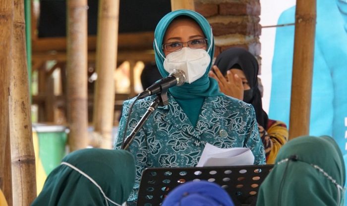 Eksplorasa di Kebun Kuliner, Bu Wali Kota Pasuruan Kagumi Kreasi Ibu-Ibu PKK Eksplorasa di Kebun Kuliner, Bu Wali Kota Pasuruan Kagumi Kreasi Ibu-Ibu PKK