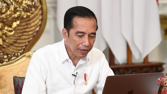 Jokowi Panik Dengarkan Pidato Mega? Ini Kata Bang Nalar Jokowi Panik Dengarkan Pidato Mega? Ini Kata Bang Nalar