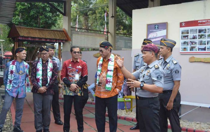 Di Rutan Trenggalek, Anggota Ombudsman RI Apresiasi Penerapan Konsep Rumah Budaya dan Kemanusiaan Di Rutan Trenggalek, Anggota Ombudsman RI Apresiasi Penerapan Konsep Rumah Budaya dan Kemanusiaan