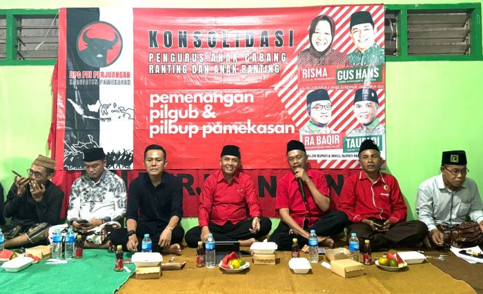 PDIP Galis Pamekasan Gelar Konsolidasi untuk Menangkan Paslon Berbakti PDIP Galis Pamekasan Gelar Konsolidasi untuk Menangkan Paslon Berbakti