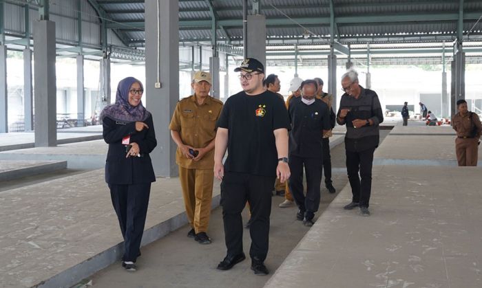 Pasca Pasar Wates, Bupati Dhito Siapkan Pembangunan Sejumlah Pasar Tradisional Pasca Pasar Wates, Bupati Dhito Siapkan Pembangunan Sejumlah Pasar Tradisional
