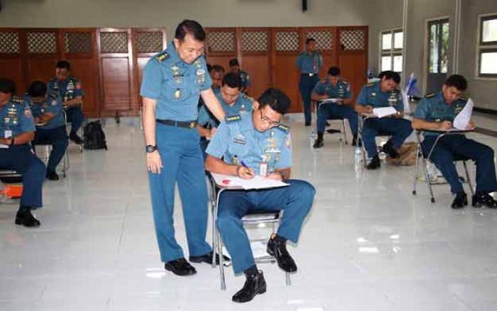 19 Pamen TNI AL Ikuti Uji Kompetensi Jabatan Strategi 19 Pamen TNI AL Ikuti Uji Kompetensi Jabatan Strategi