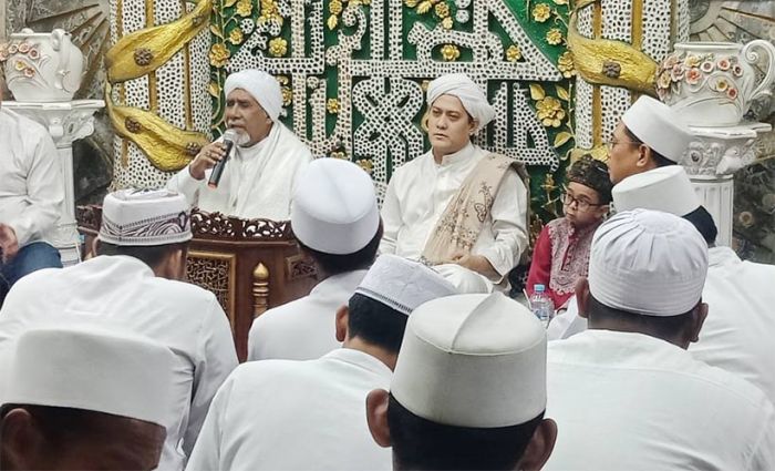 Daus Mini: Ngaji ke Guru, Jangan ke Mbah Google Daus Mini: Ngaji ke Guru, Jangan ke Mbah Google