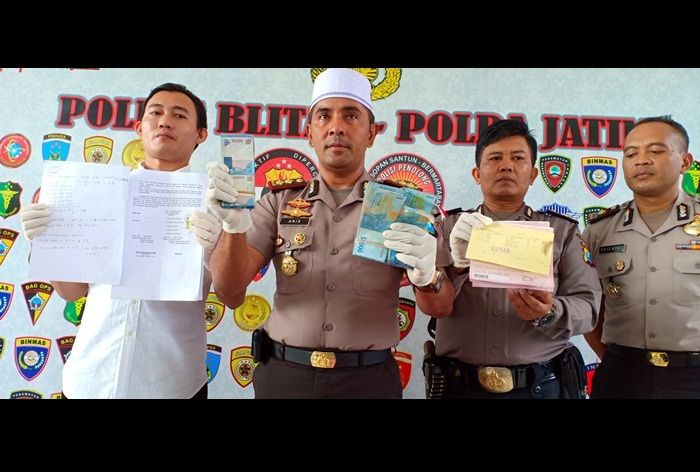 Sikapi OTT Camat Kanigoro, DPRD Blitar: Bupati Harus Serius Lakukan Pengawasan Sikapi OTT Camat Kanigoro, DPRD Blitar: Bupati Harus Serius Lakukan Pengawasan
