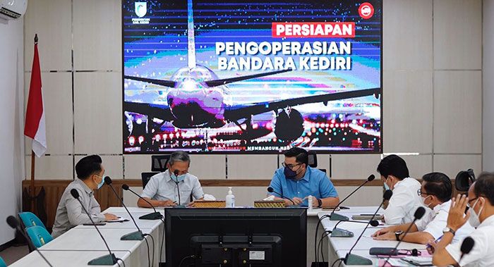 Bupati Kediri Minta PDAM Layani Air Bersih di Bandara Bupati Kediri Minta PDAM Layani Air Bersih di Bandara