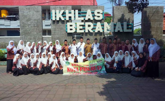 Wakil Wali Kota Pasuruan Berangkatkan 58 Kafilah Ikuti Event MQK Tingkat Jawa Timur Wakil Wali Kota Pasuruan Berangkatkan 58 Kafilah Ikuti Event MQK Tingkat Jawa Timur